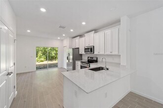 3409 SW 34th Terrace in Ocala, FL - Foto de edificio - Building Photo
