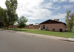 183-197 W Geronimo St Apartments