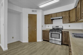 3452 Tascosa St in El Paso, TX - Foto de edificio - Building Photo