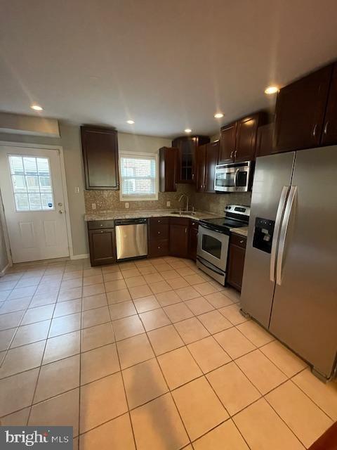 1124 Gerritt St in Philadelphia, PA - Building Photo - Building Photo