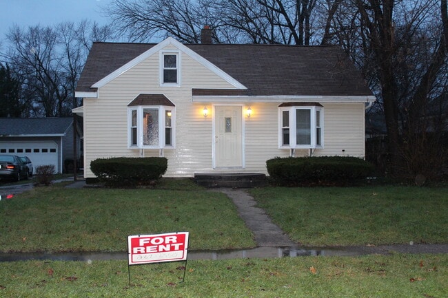 property at 1519 Baker Dr