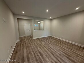 11968 Calvesta St in Jacksonville, FL - Building Photo - Building Photo