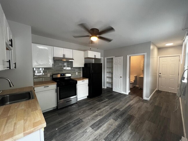 41 Putnam St, Unit #2 in Waterbury, CT - Building Photo - Building Photo