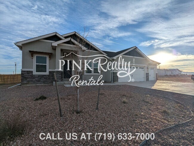 1672 E Purcell Blvd in Pueblo West, CO - Building Photo - Building Photo