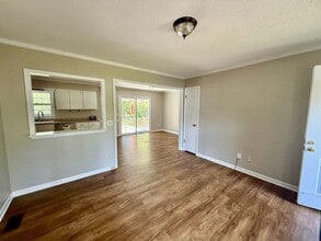115 Ball Park Ave in Elon, NC - Building Photo - Building Photo