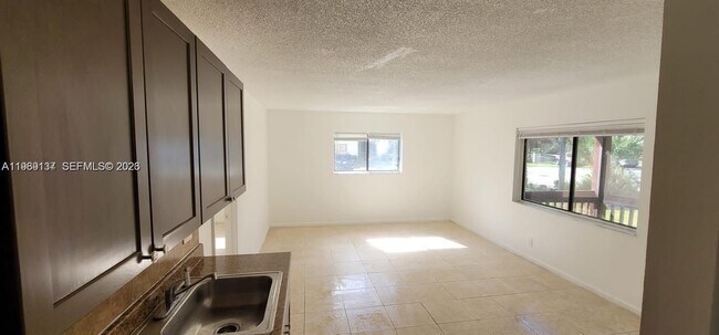 2026 NW 43 Terrace in Lauderhill, FL - Building Photo - Building Photo