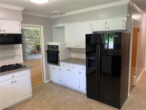 20 Pine Hill Dr in Pittsford, NY - Building Photo - Building Photo