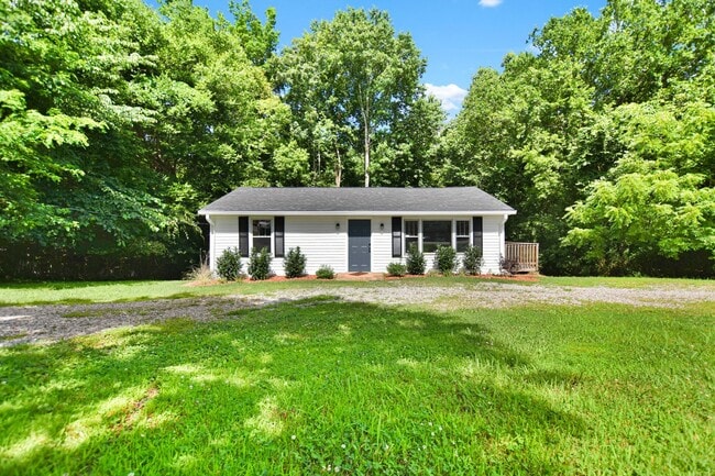 2447 Whitfield Dr