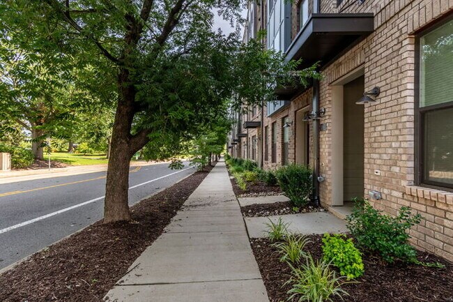 1013 N Lombardy St in Richmond, VA - Building Photo - Building Photo