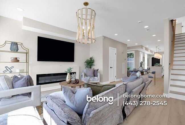 1032 W Franklin St in Baltimore, MD - Foto de edificio - Building Photo