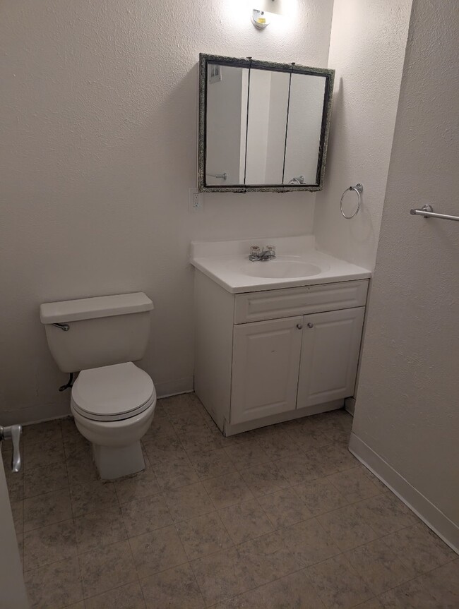 2445 Verde Dr in Colorado Springs, CO - Building Photo - Building Photo