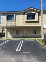 7991 NW 8th St in Miami, FL - Building Photo