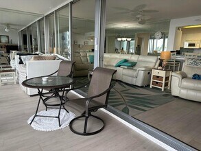 1530 S Ocean Blvd in Pompano Beach, FL - Building Photo - Building Photo