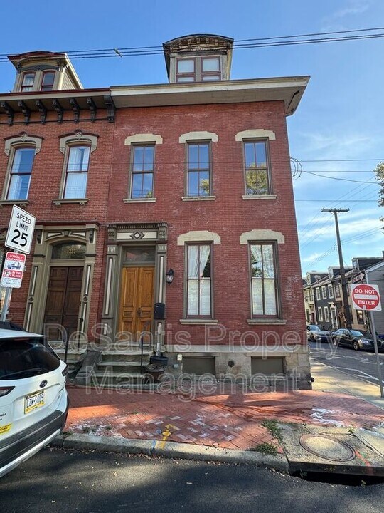 1339 W North Ave in Pittsburgh, PA - Building Photo
