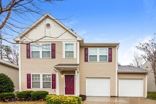 4316 Houldsworth Dr in Charlotte, NC - Building Photo