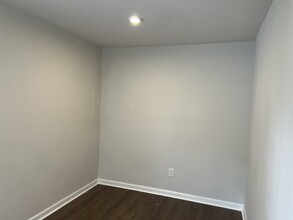 7102 Capstan Ter in Charlotte, NC - Building Photo - Building Photo