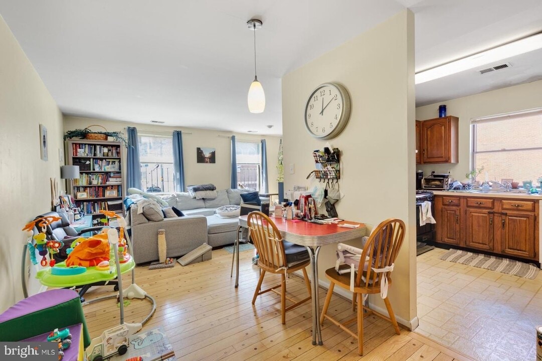 2043 Spring Garden St-Unit -1F in Philadelphia, PA - Building Photo