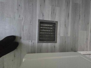 621 NE Alameda Ave in Roseburg, OR - Building Photo - Building Photo