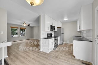 5554 Mosquito Pass Dr in Colorado Springs, CO - Building Photo - Building Photo