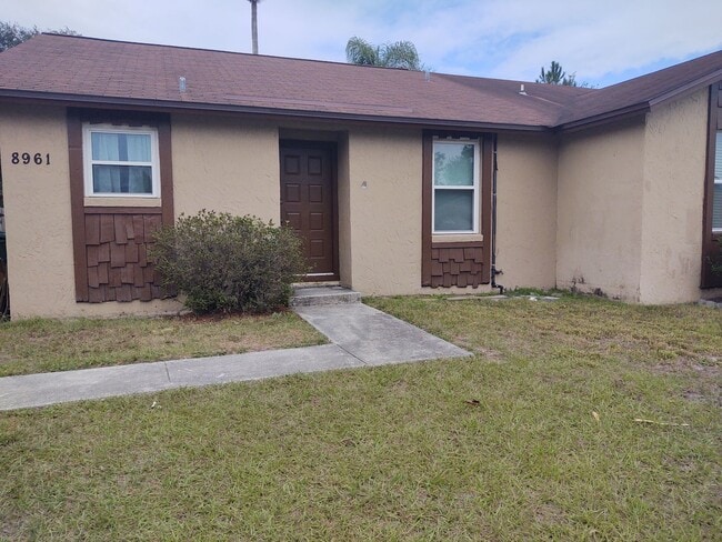 8961 Ivey Rd