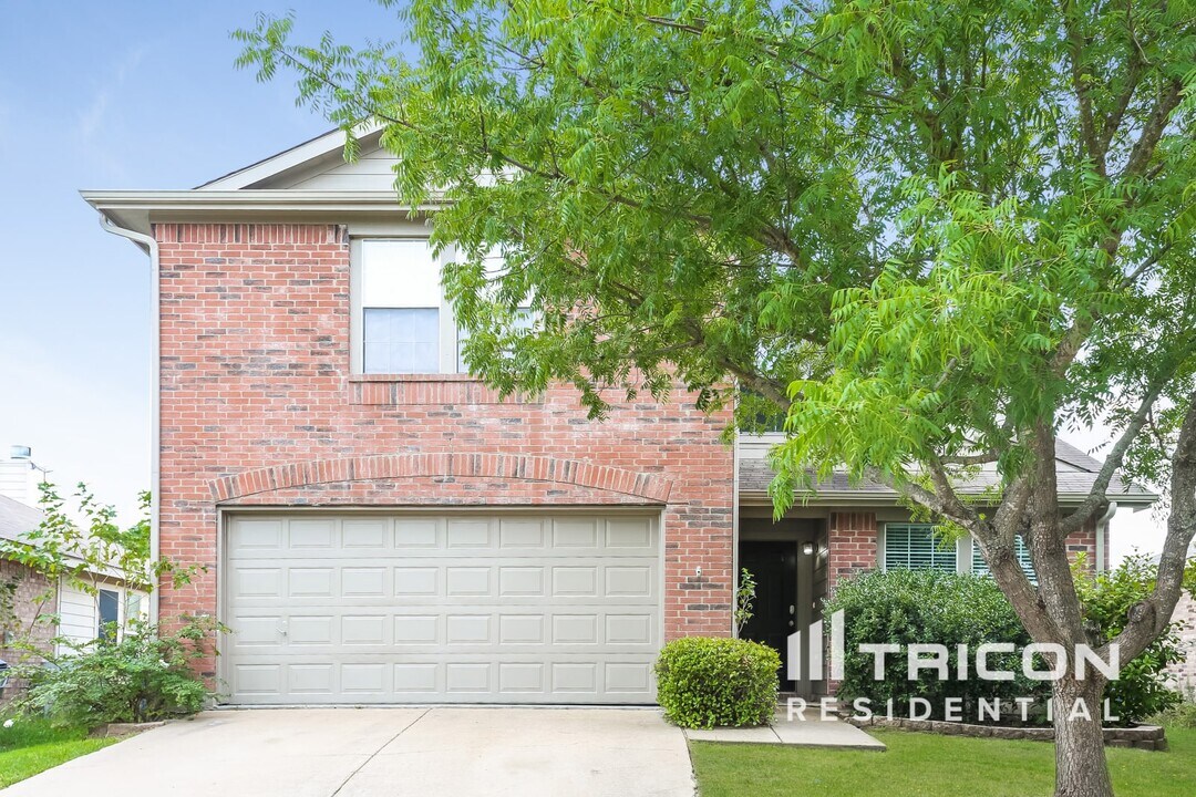 1209 Warrington Way in Forney, TX - Building Photo