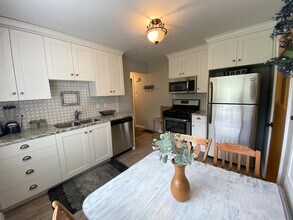 40 N 200 W in Farmington, UT - Building Photo - Building Photo