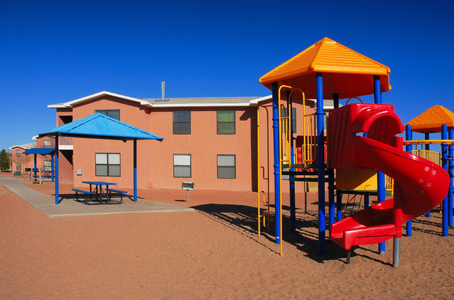 Desert Sun Apartment in Deming, NM - Building Photo