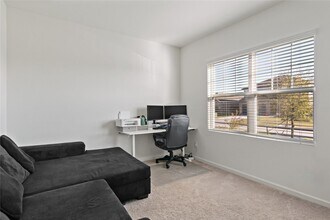 21568 Rolling Streams Dr in New Caney, TX - Building Photo - Building Photo