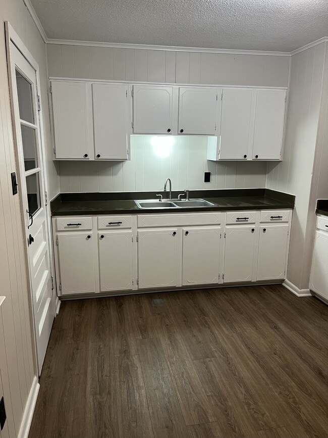 2206 33rd Ave in Gulfport, MS - Building Photo - Building Photo
