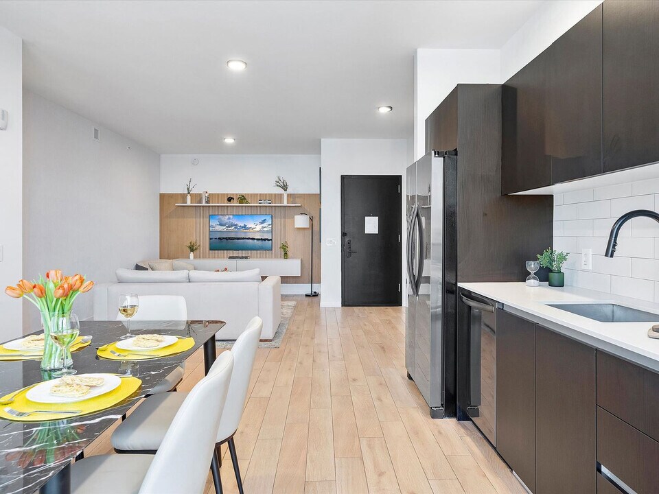 398 NE 5th St in Miami, FL - Building Photo