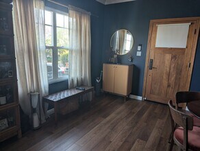 5136 Windermere Ave in Los Angeles, CA - Building Photo - Building Photo