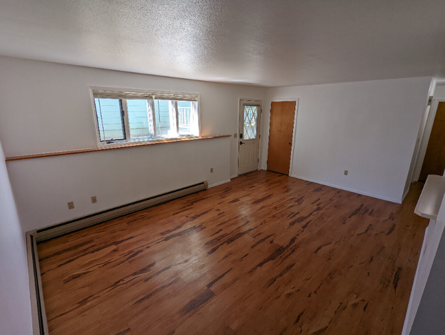 209 S 19th Ave-Unit -2 in Bozeman, MT - Foto de edificio - Building Photo