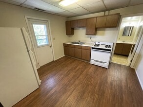 1160 High Ave, Unit 1162 High Upper in Oshkosh, WI - Building Photo - Building Photo