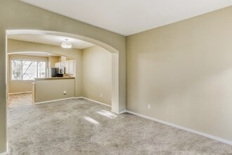 14120 SW Barrows Rd in Tigard, OR - Building Photo - Building Photo