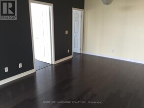 388 Prince of Wales Dr in Mississauga, ON - Building Photo - Building Photo