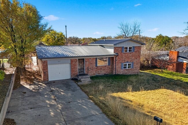 207 Circle Dr in Guymon, OK - Building Photo - Building Photo