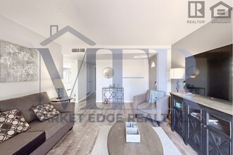 2124 N Calle de la Cienega in Tucson, AZ - Building Photo - Building Photo