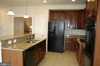 9518 Hyde Pl in Frederick, MD - Building Photo - Building Photo