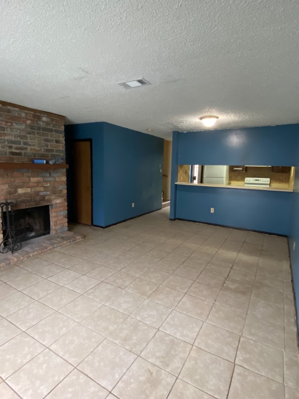 property at 1941 Southpointe Dr