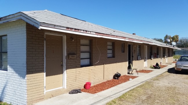 541 Washington Ave in Lake Wales, FL - Building Photo - Building Photo