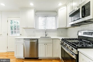 443 Central Ave in Glenside, PA - Building Photo - Building Photo