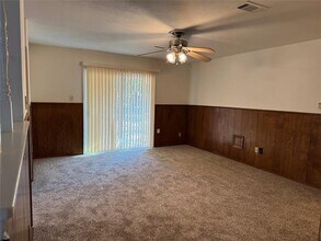 343 Shorewood Dr in Duncanville, TX - Building Photo - Building Photo