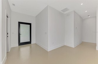2144 Webber St in Sarasota, FL - Building Photo - Building Photo