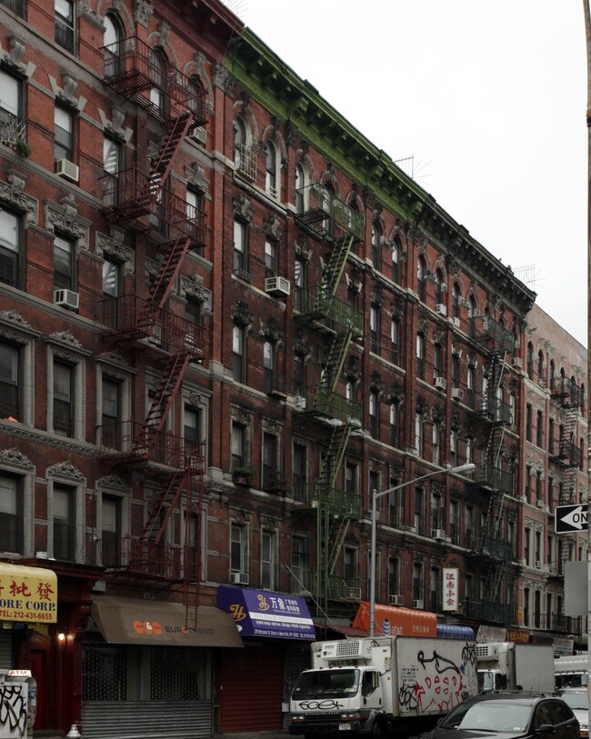 279-281 Broome St in New York, NY - Foto de edificio - Building Photo