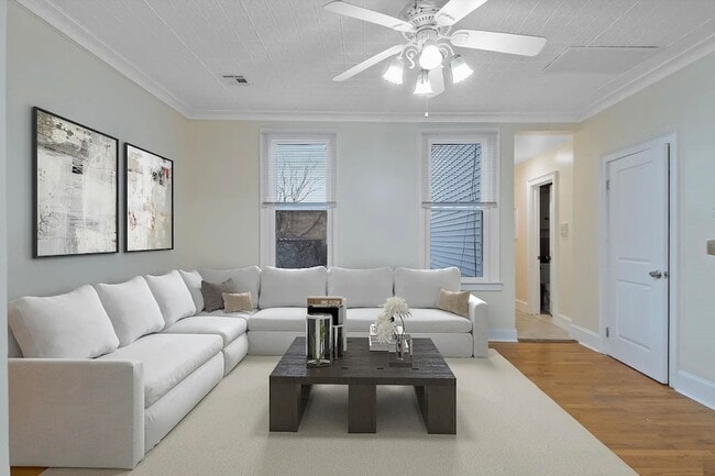 204 Beacon Ave in Jersey City, NJ - Building Photo - Building Photo