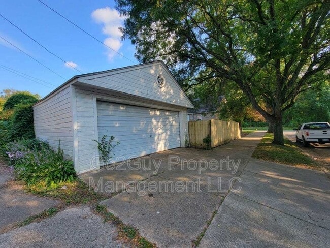 22542 W Chicago in Detroit, MI - Building Photo - Building Photo