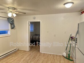 756 1/2 Maple St in Elko, NV - Building Photo - Building Photo