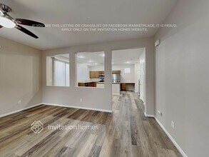 6744 Whipple Wood Way in Las Vegas, NV - Foto de edificio - Building Photo