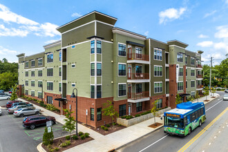 360 Hilliard Apartments in Asheville, NC - Building Photo - Building Photo