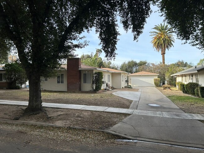 property at 322 La Paloma St